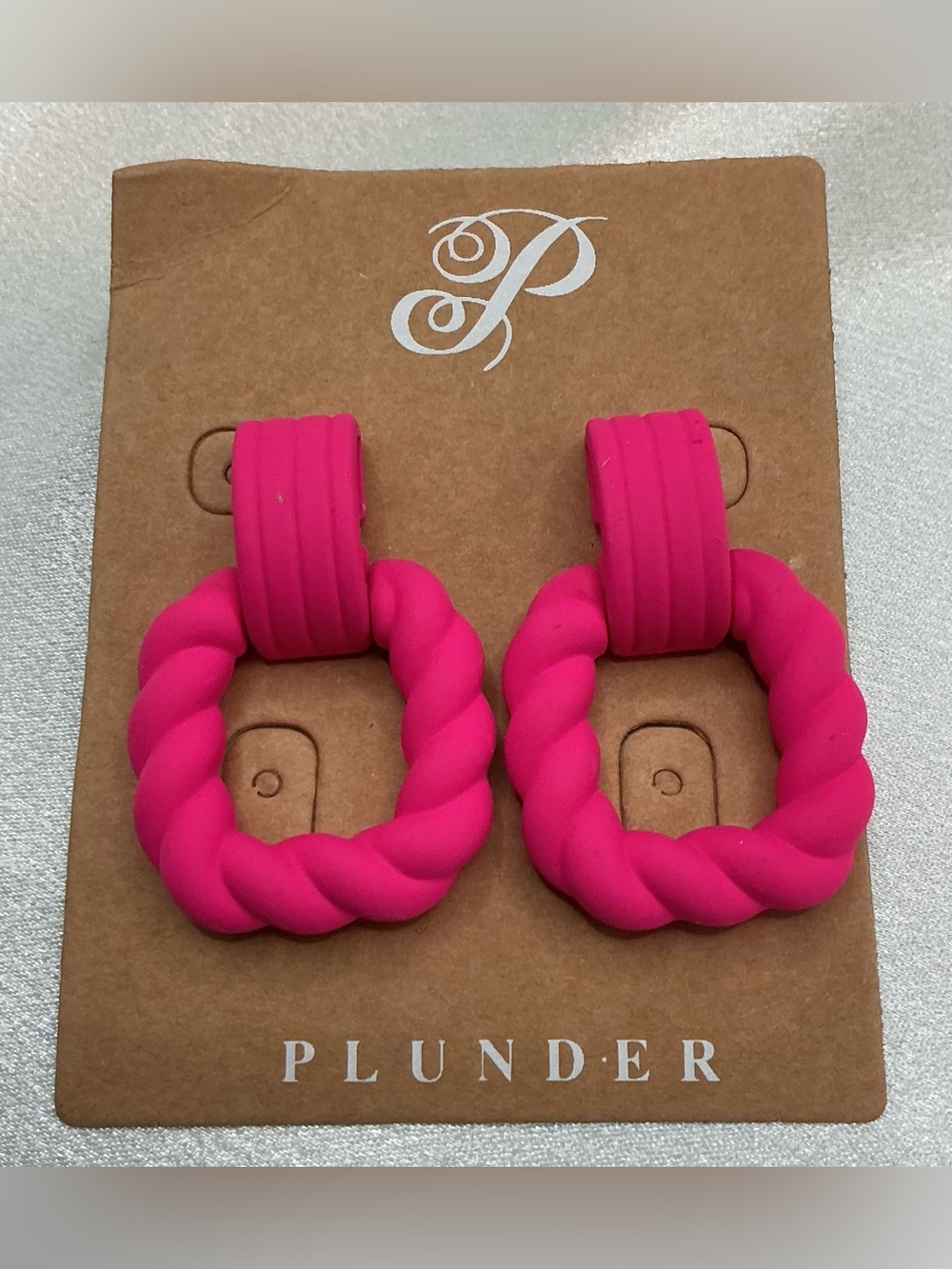 PLUNDER HOT PINK DOORKNOCKER PIERCED EARRINGS NWT